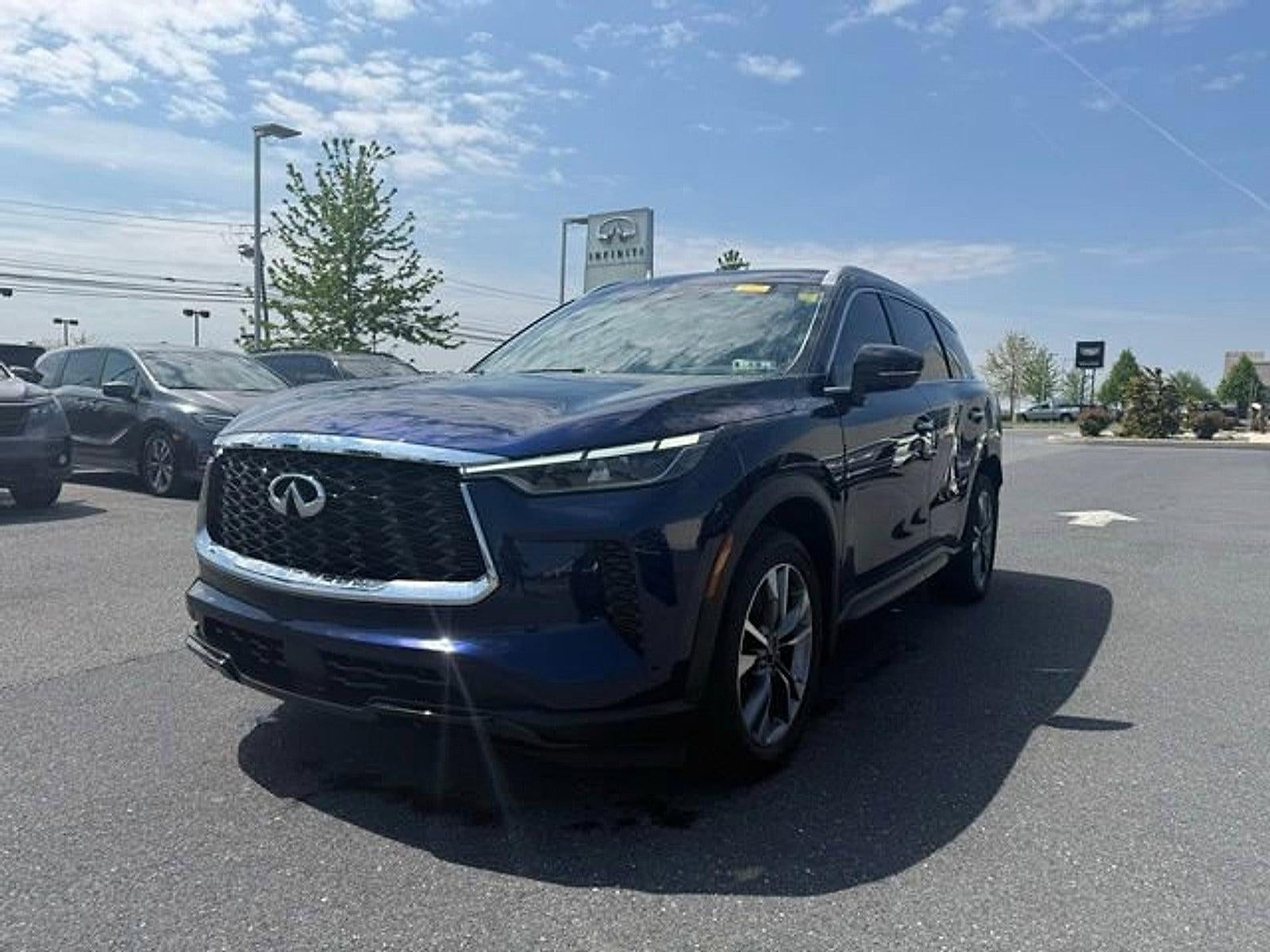 2023 INFINITI QX60 LUXE AWD