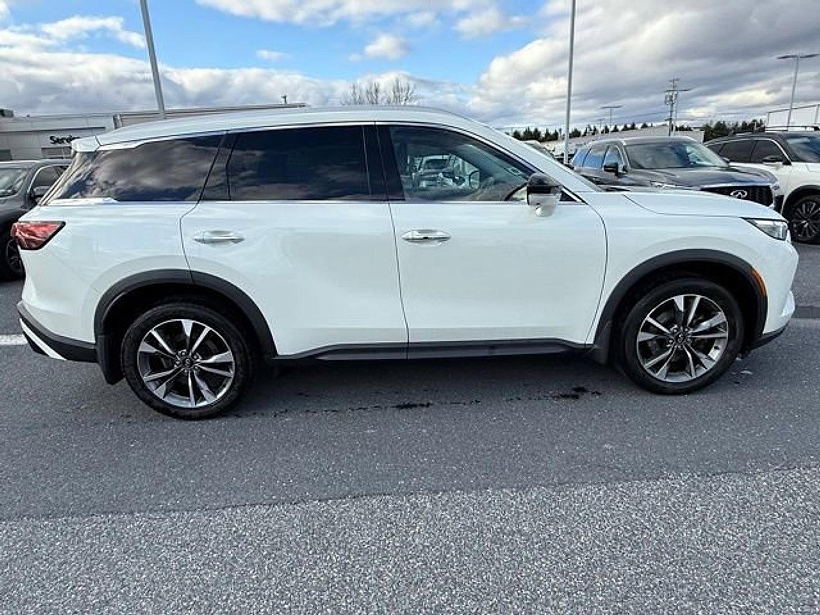 2023 INFINITI QX60 LUXE AWD