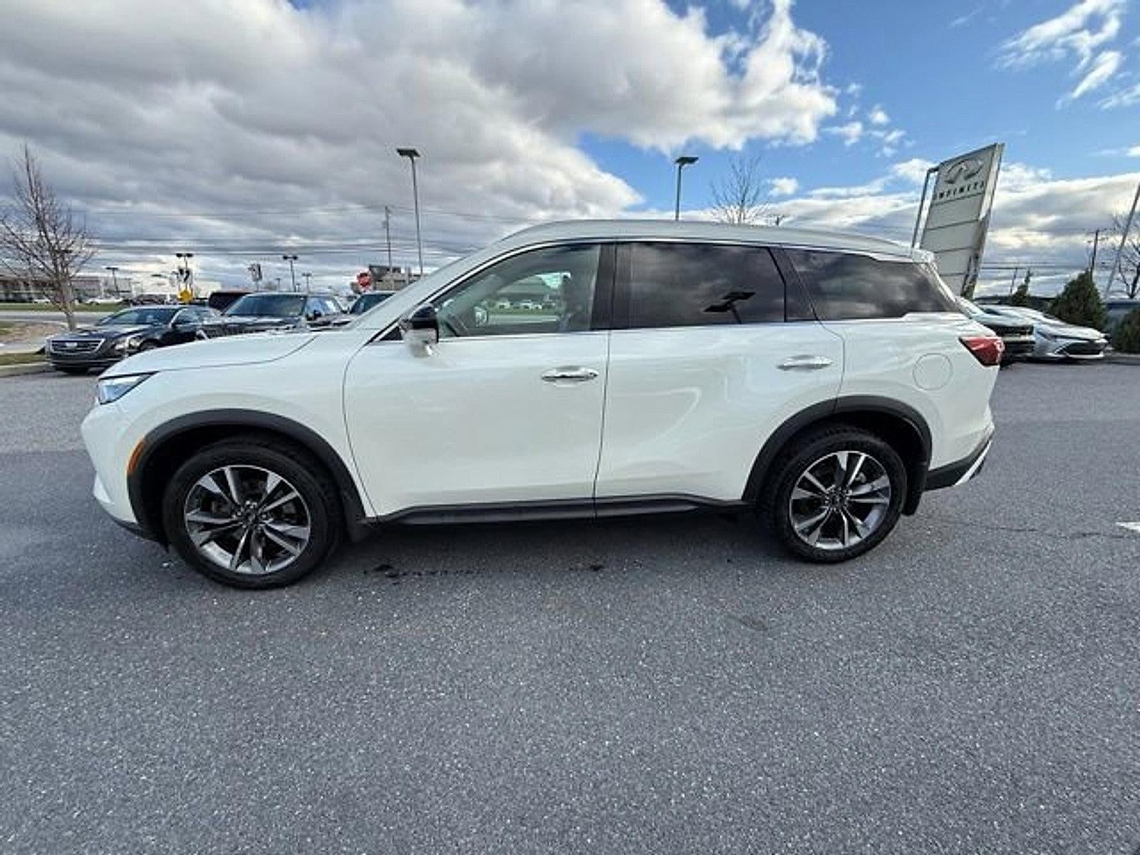 2023 INFINITI QX60 LUXE AWD