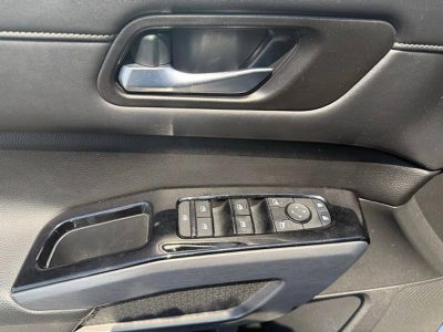2022 Nissan Pathfinder SL 4WD
