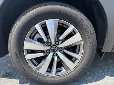 2022 Nissan Pathfinder SL 4WD