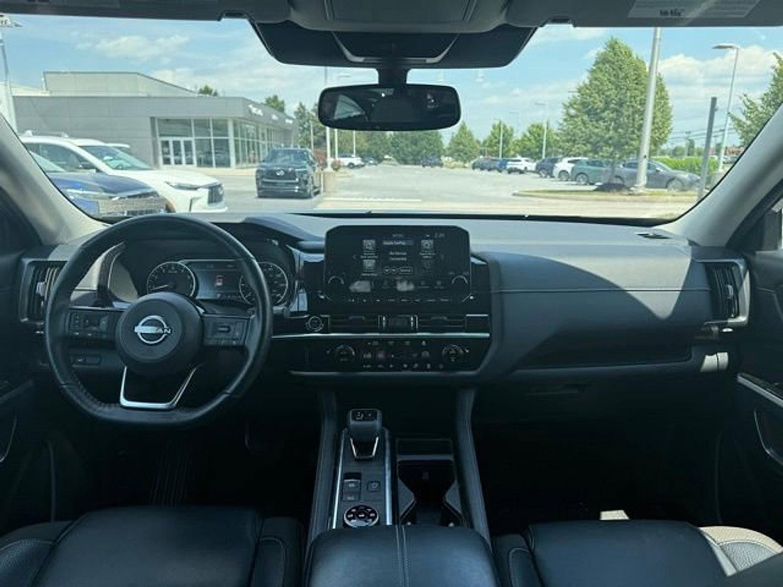 2022 Nissan Pathfinder SL 4WD