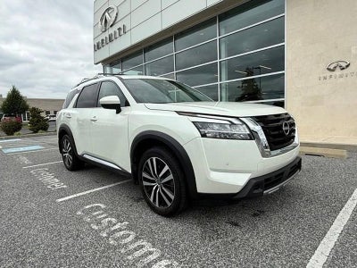 2023 Nissan Pathfinder Platinum 4WD