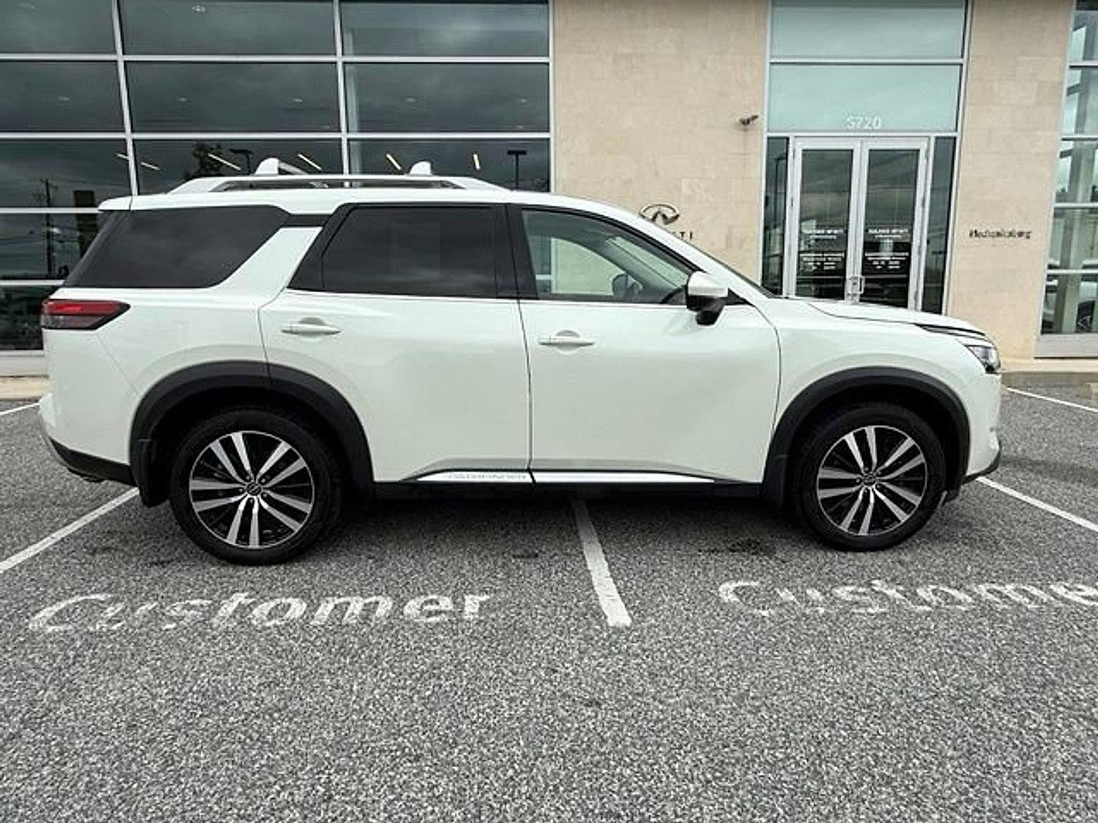 2023 Nissan Pathfinder Platinum 4WD