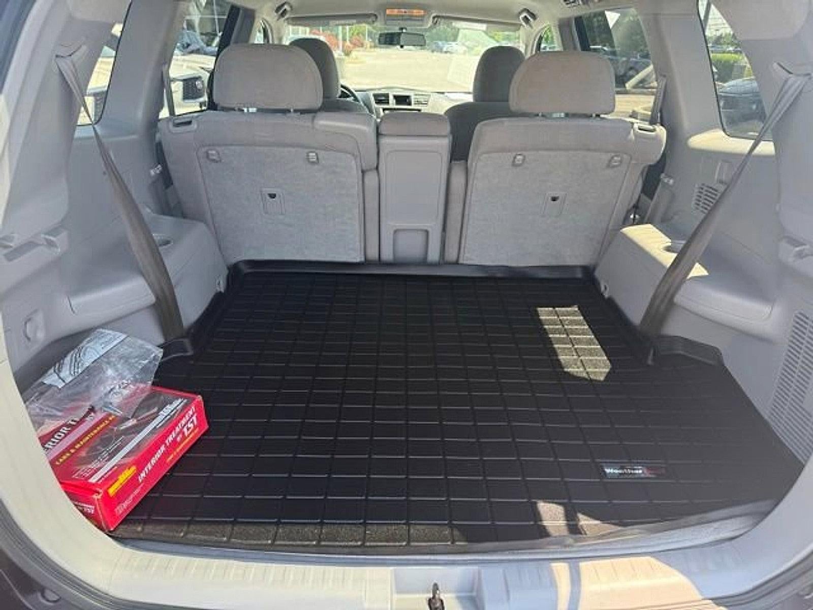 2013 Toyota Highlander 4WD 4dr V6 (Natl)