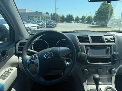 2013 Toyota Highlander 4WD 4dr V6 (Natl)
