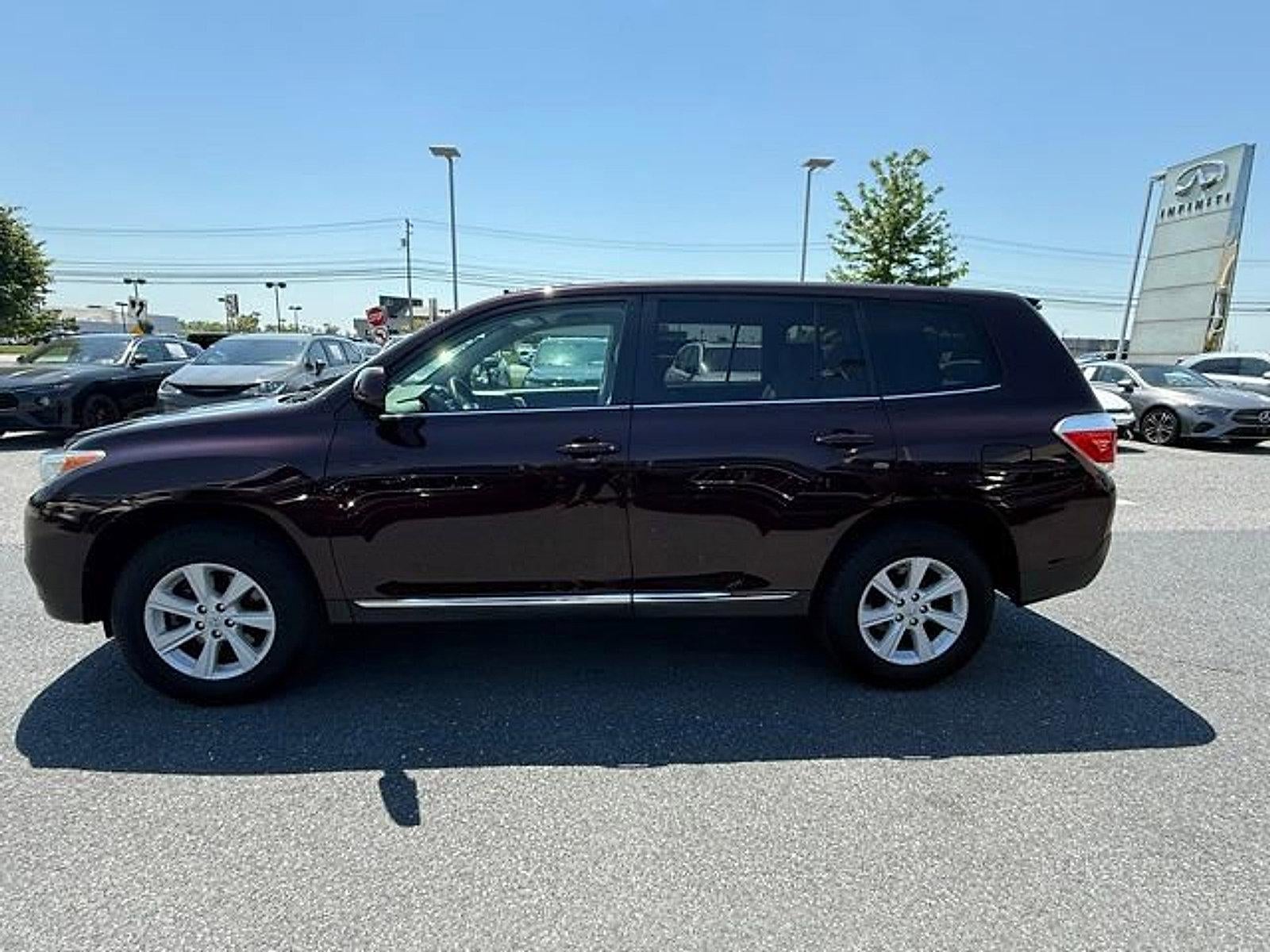 2013 Toyota Highlander 4WD 4dr V6 (Natl)
