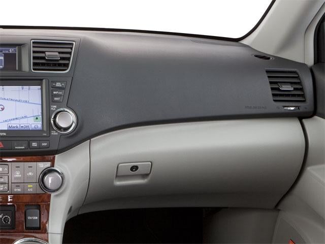 2013 Toyota Highlander 4WD 4dr V6 (Natl)