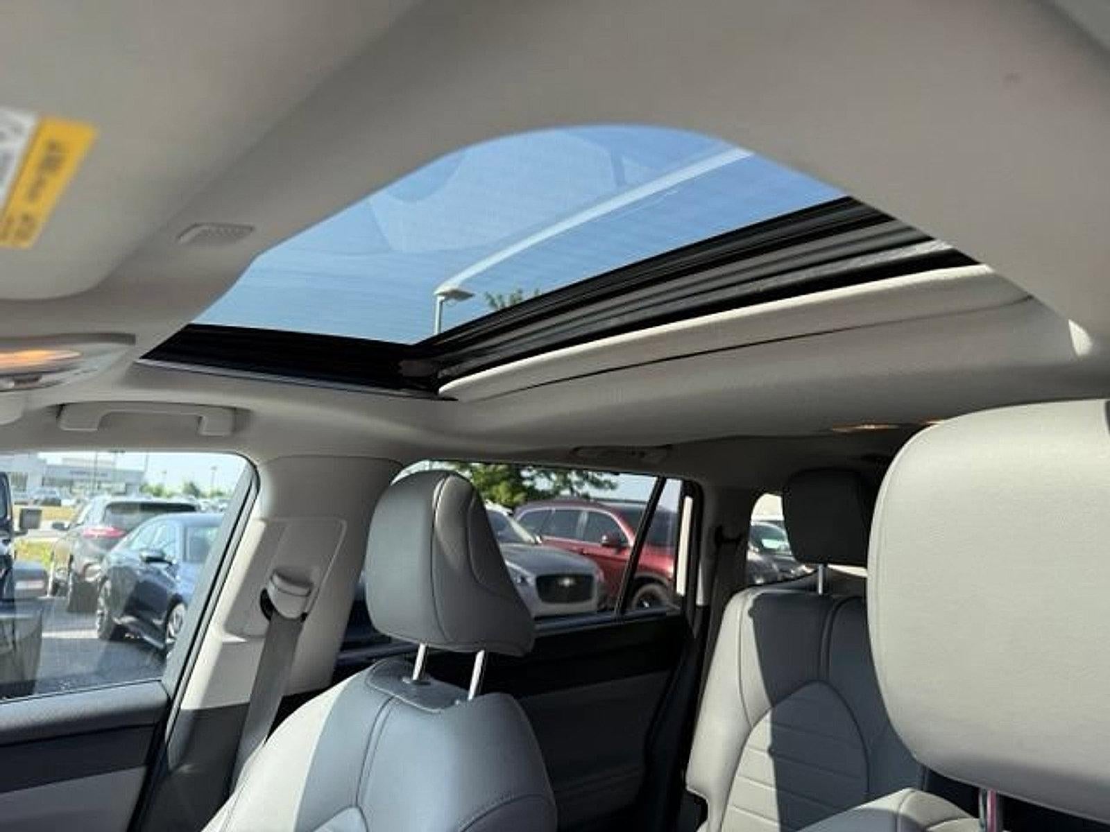 2021 Toyota Highlander XLE AWD (Natl)