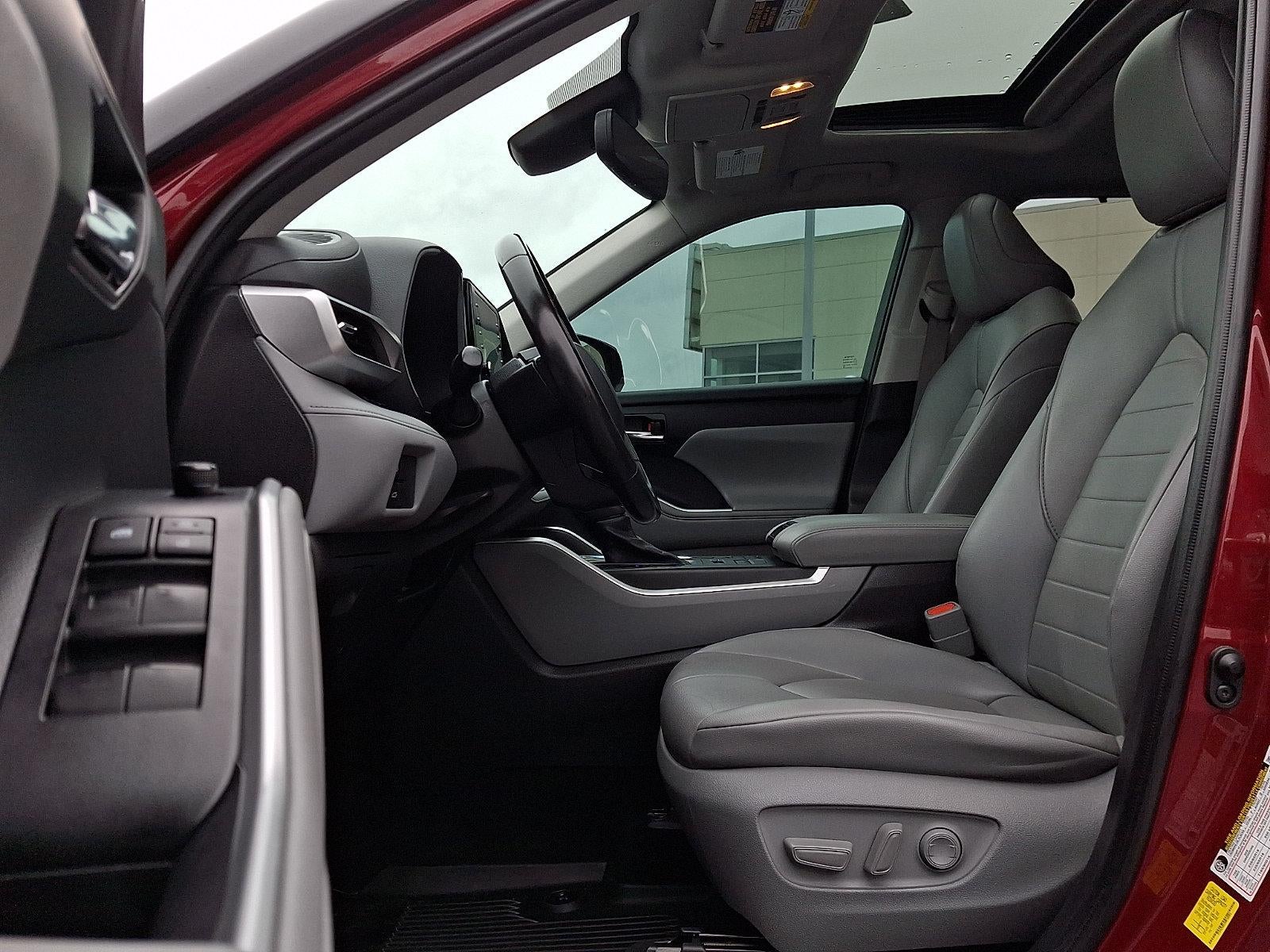 2021 Toyota Highlander XLE AWD (Natl)