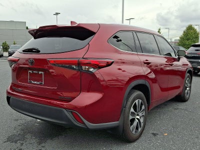 2021 Toyota Highlander XLE AWD (Natl)