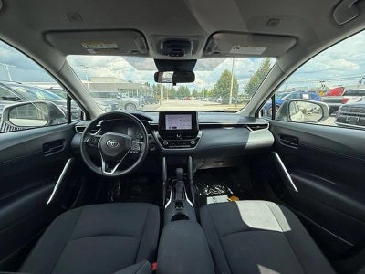 2023 Toyota Corolla Cross LE 4WD (Natl)