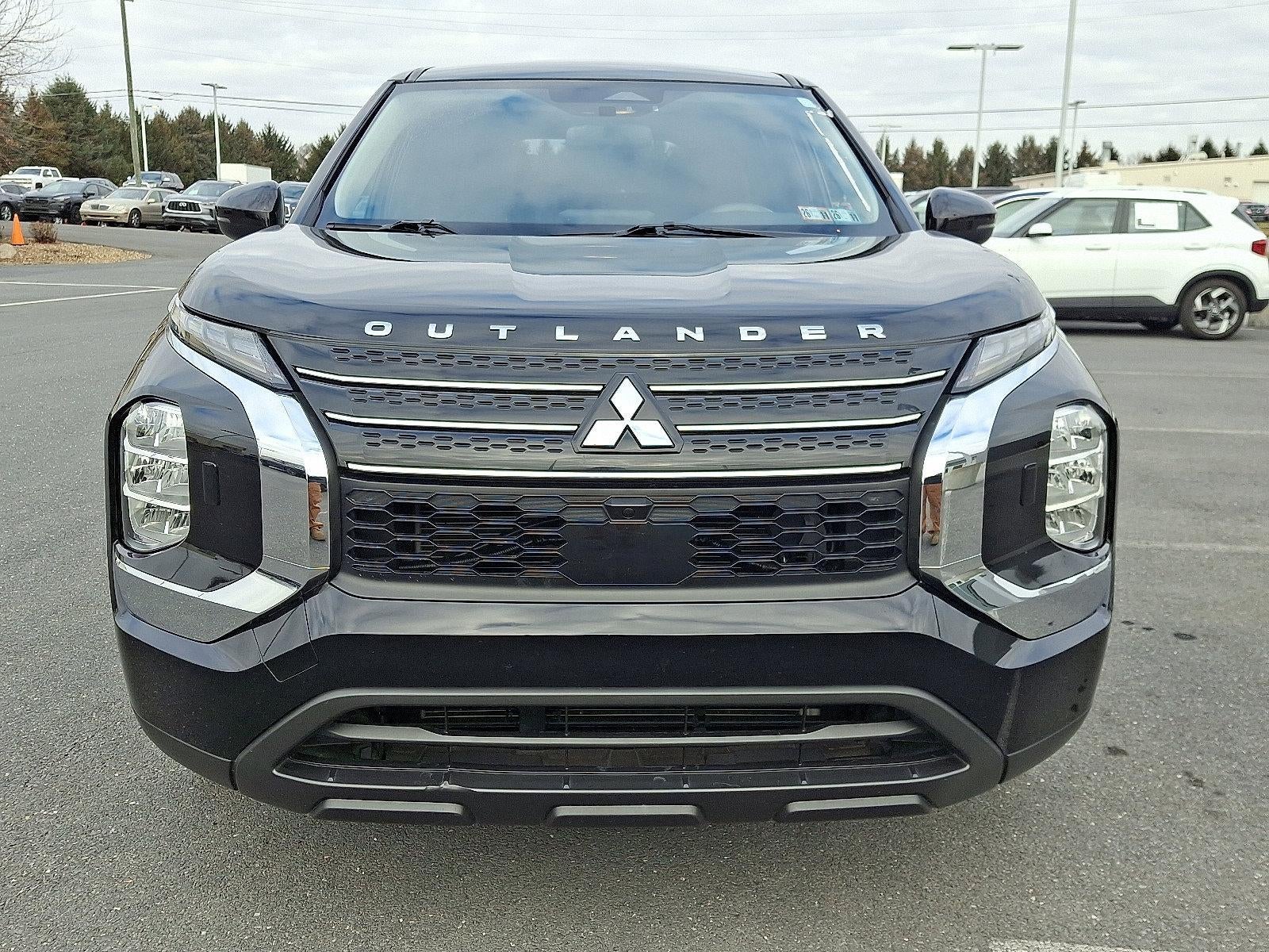 2023 Mitsubishi Outlander ES S-AWC