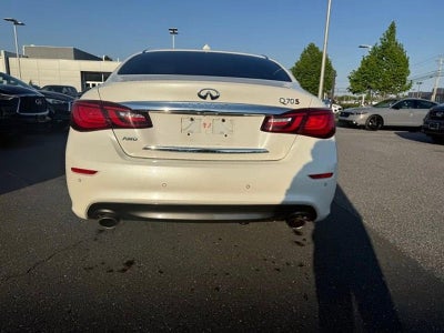 2019 INFINITI Q70 3.7 LUXE AWD