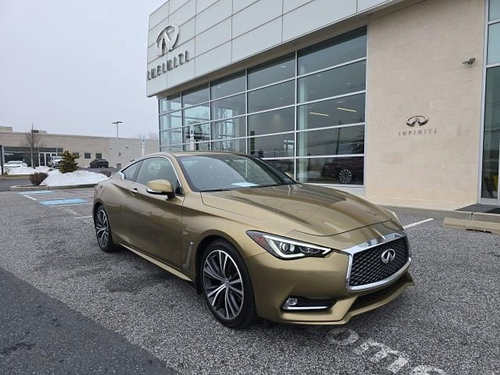 2018 INFINITI Q60 3.0t LUXE AWD