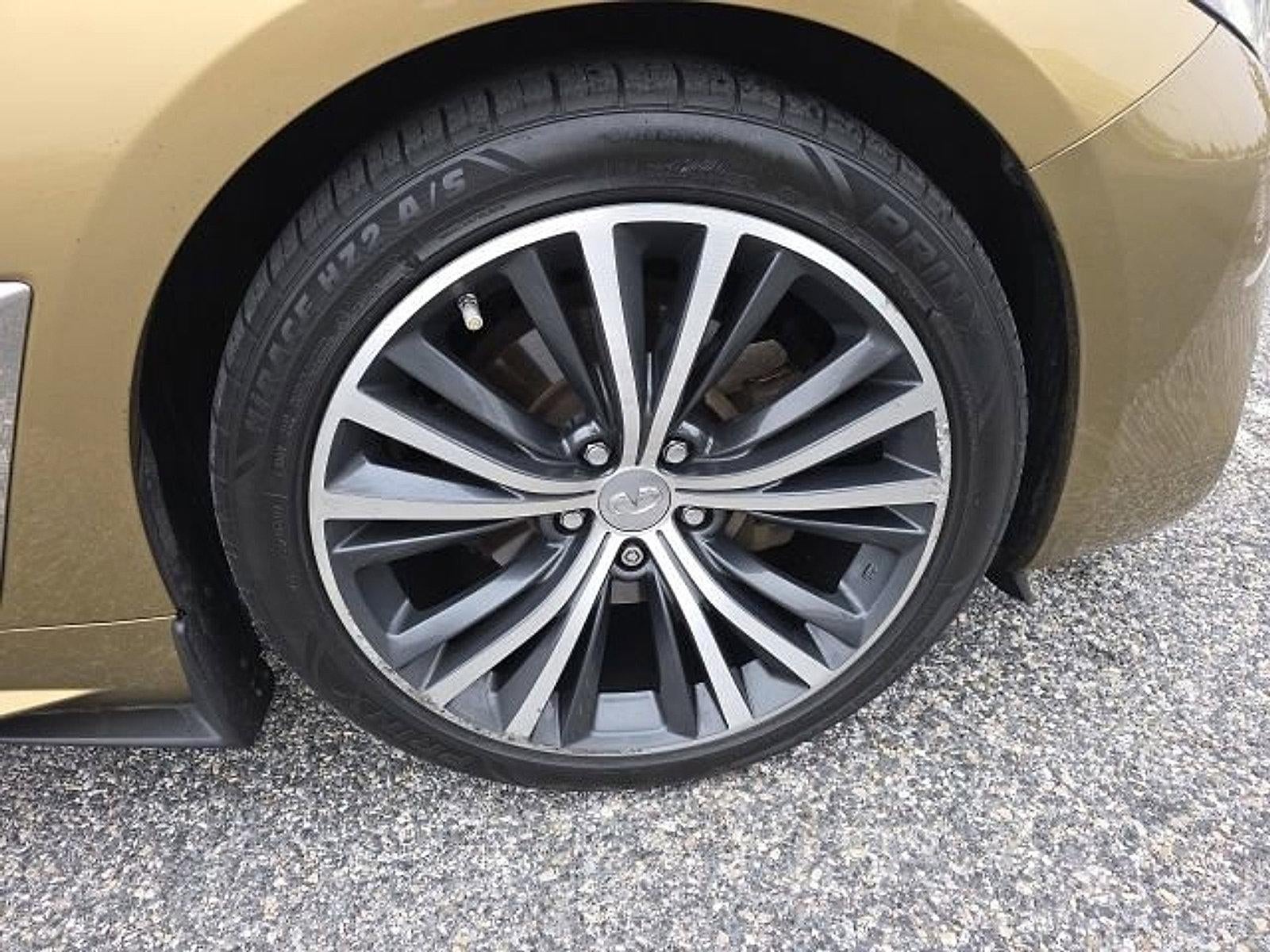 2018 INFINITI Q60 3.0t LUXE AWD