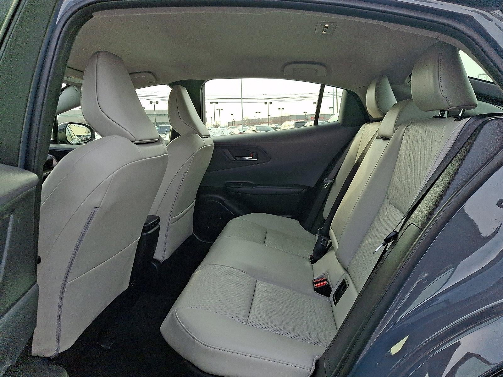 2025 Toyota Prius XLE (Natl)