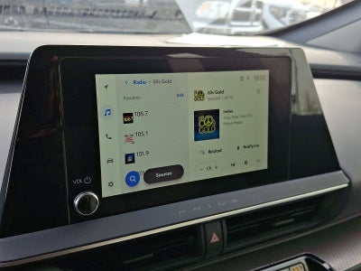 2025 Toyota Prius XLE (Natl)