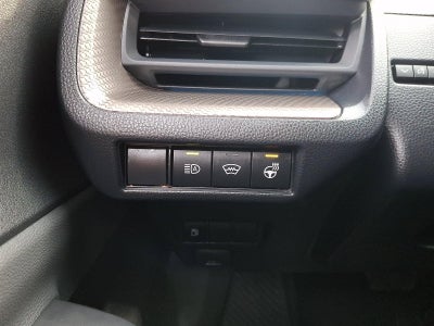 2025 Toyota Prius XLE (Natl)