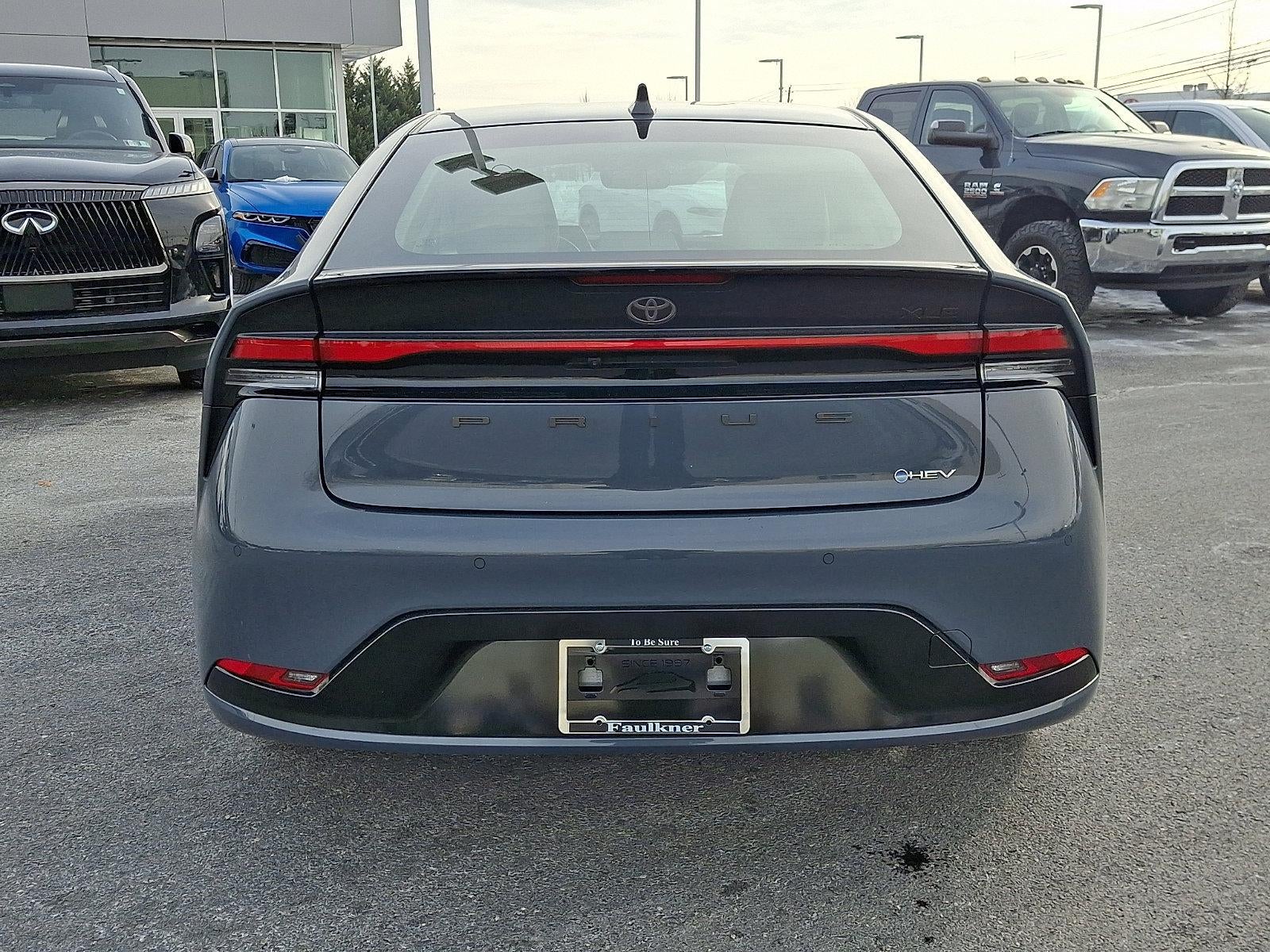 2025 Toyota Prius XLE (Natl)