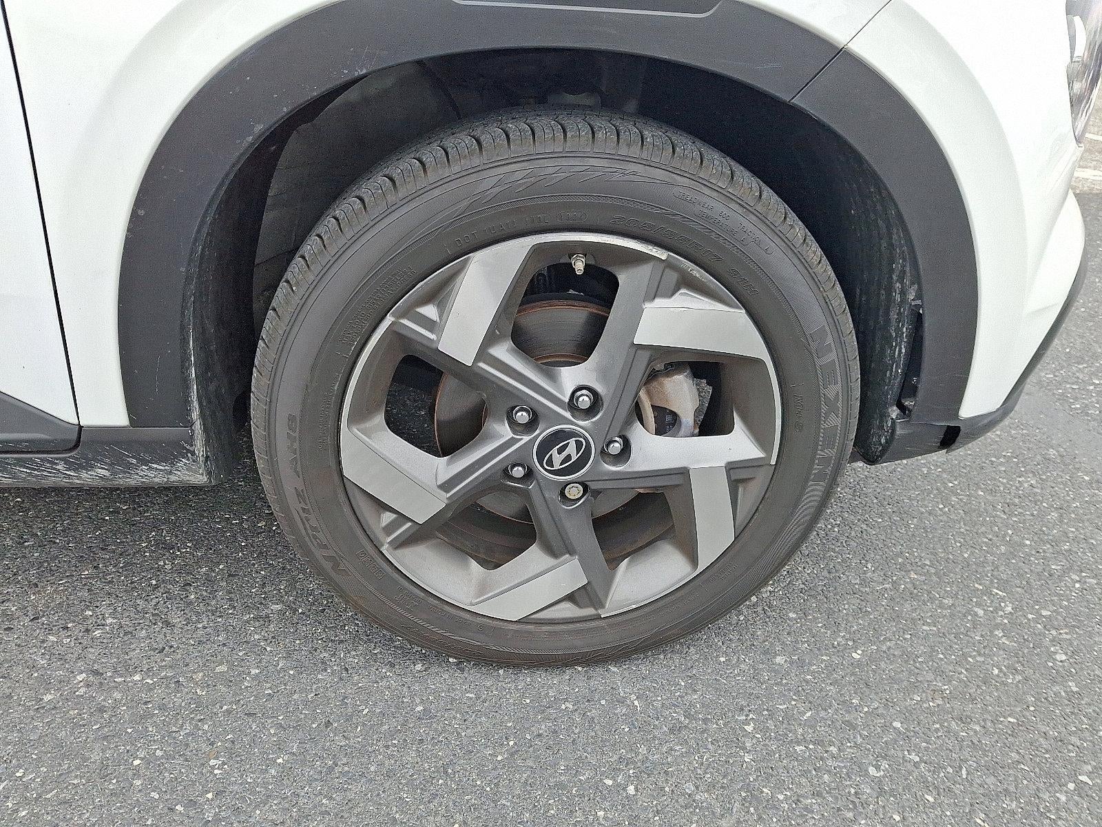 2022 Hyundai VENUE SEL IVT