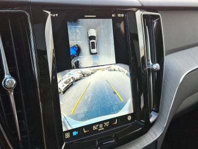2025 Volvo XC60 B5 AWD Plus