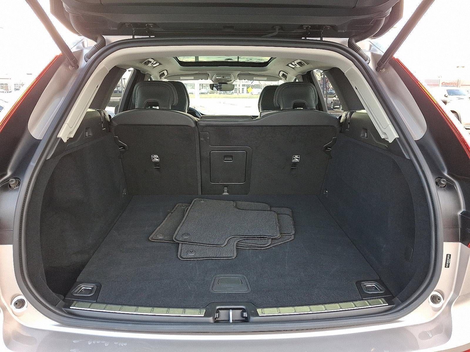 2025 Volvo XC60 B5 AWD Plus