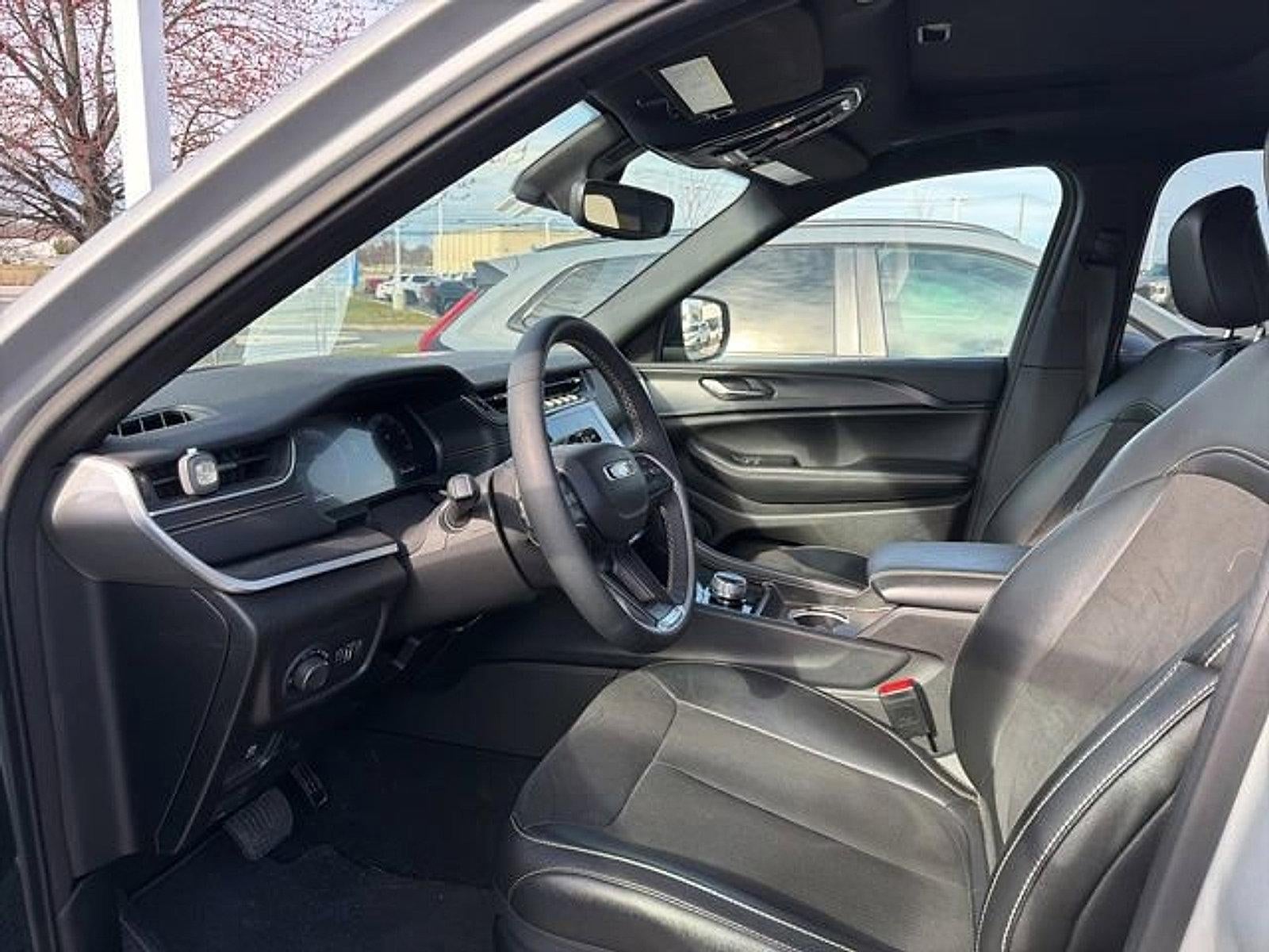 2024 Jeep Grand Cherokee L Altitude X 4x4