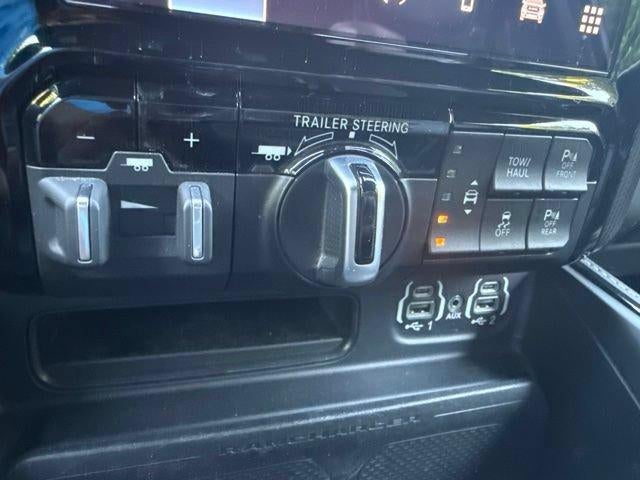 2022 RAM 1500 Limited 4x4 Crew Cab 5'7" Box