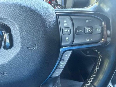 2022 RAM 1500 Limited 4x4 Crew Cab 5'7" Box