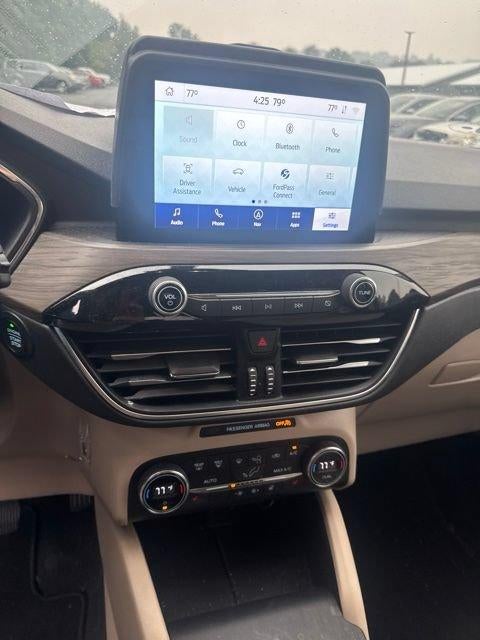 2020 Ford Escape Titanium AWD