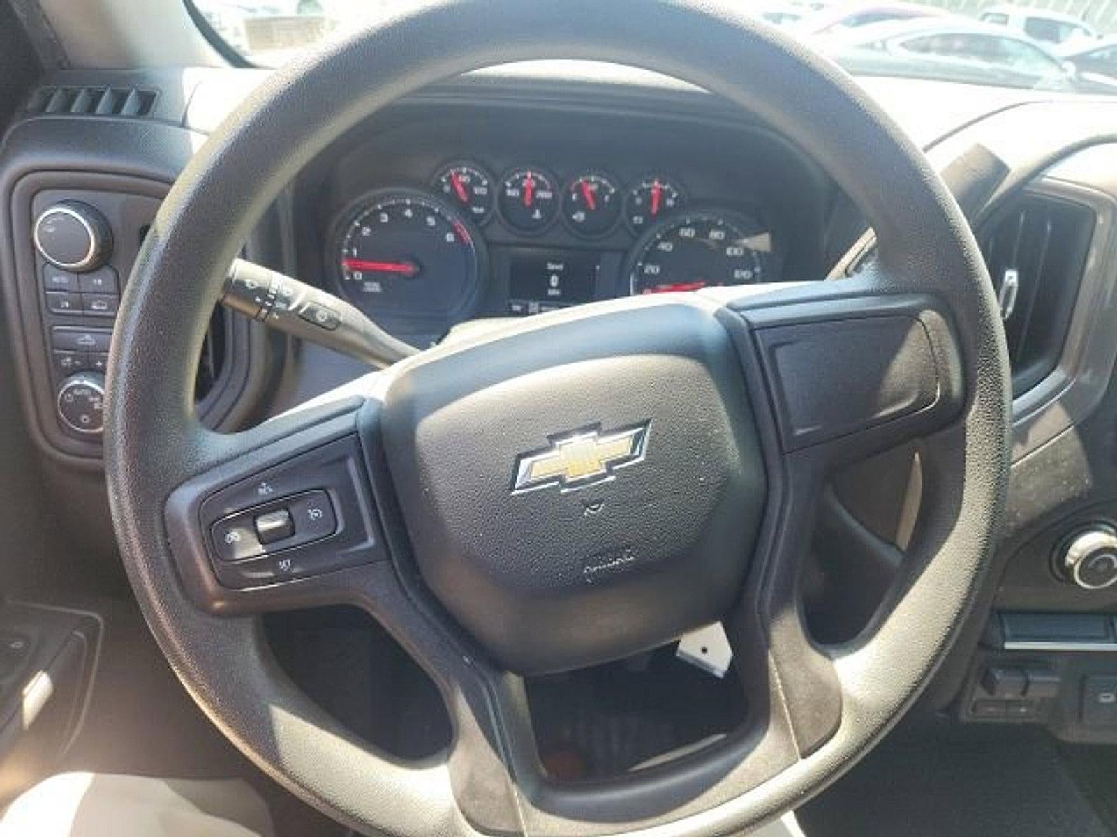 2021 Chevrolet Silverado 1500 Crew Cab Short Box 4-Wheel Drive Custom