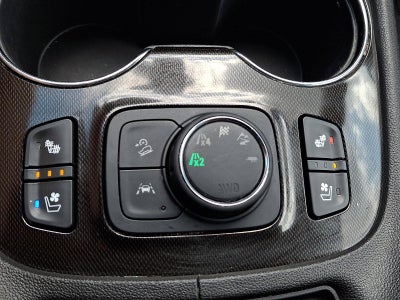 2022 GMC Acadia AWD AT4