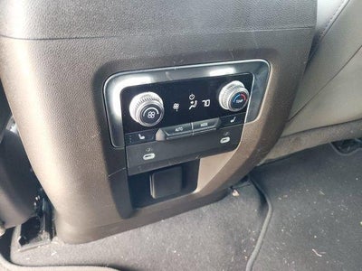 2021 GMC Yukon XL 4WD 4dr SLT