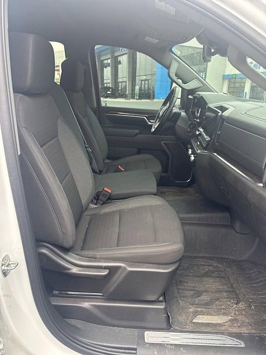 2025 GMC Sierra 2500 HD Crew Cab Long Box 4-Wheel Drive SLE