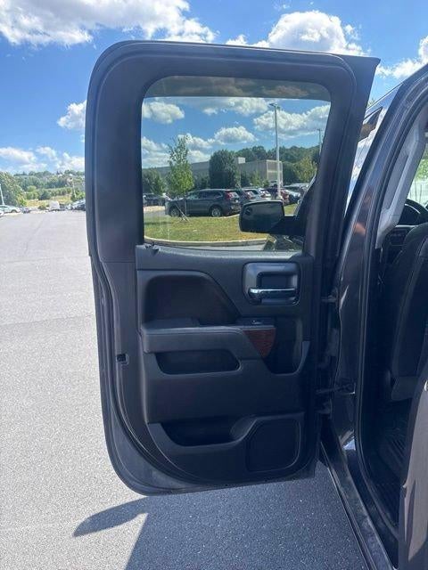 2016 GMC Sierra 1500 Double Cab Standard Box 4-Wheel Drive SLT