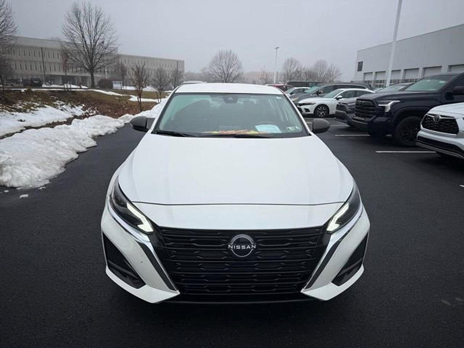 2023 Nissan Altima 2.5 SV AWD Sedan