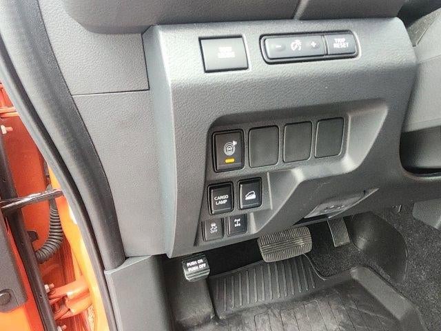 2025 Nissan Frontier Crew Cab 4x4 PRO-4X