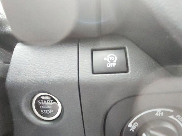 2025 Nissan Frontier Crew Cab 4x4 PRO-4X