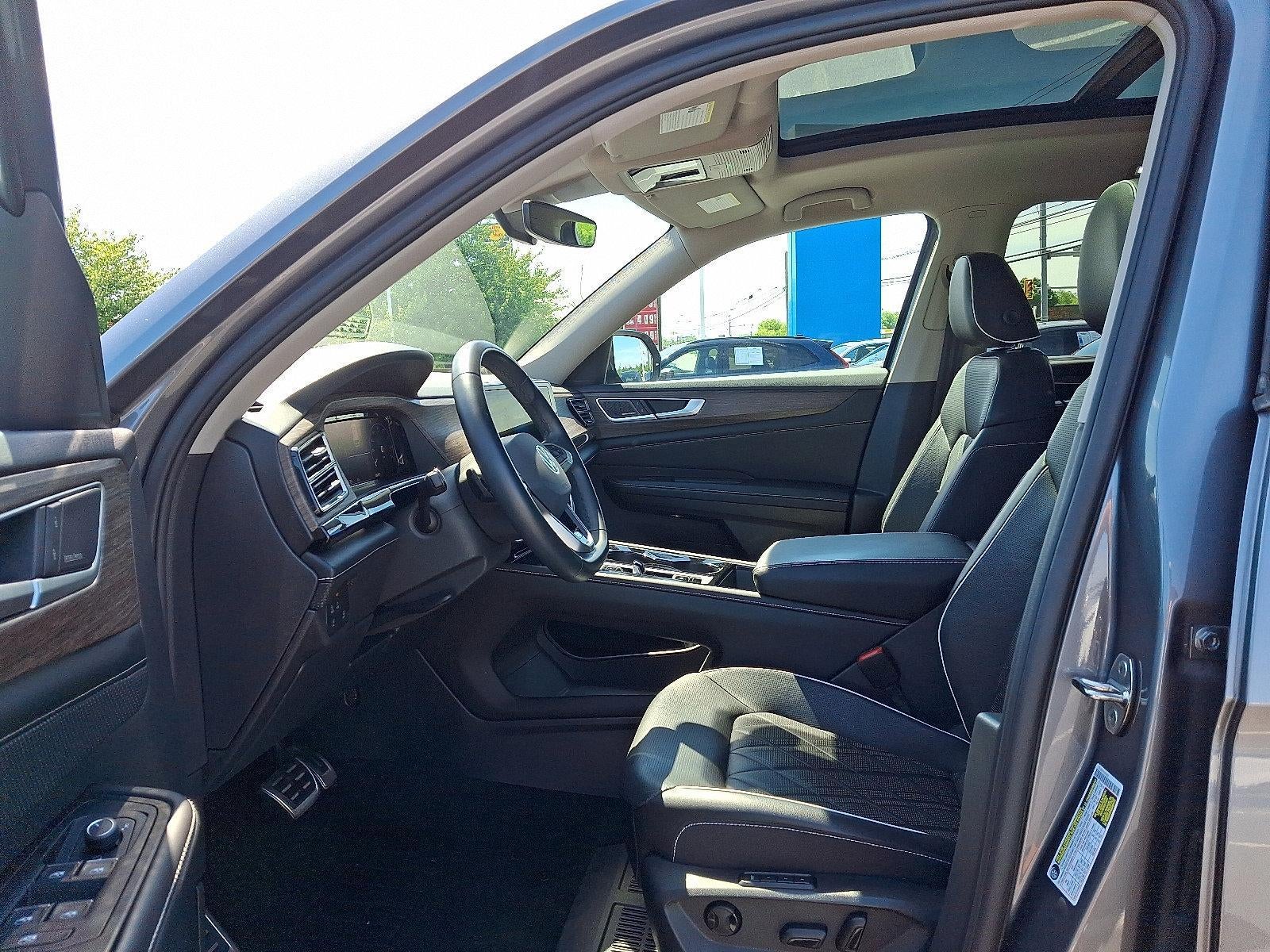2024 Volkswagen Atlas 2.0T SEL Premium R-Line 4MOTION