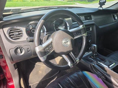 2014 Ford Mustang 2dr Cpe V6