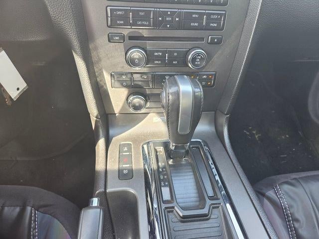 2014 Ford Mustang 2dr Cpe V6