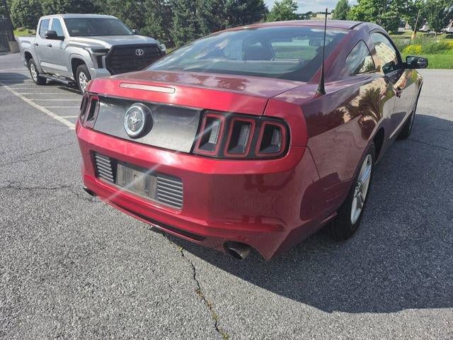 2014 Ford Mustang 2dr Cpe V6