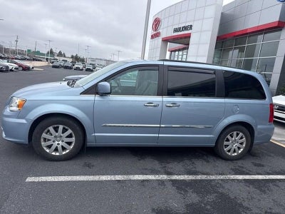 2016 Chrysler Town & Country 4dr Wgn Touring