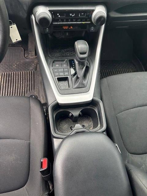 2020 Toyota RAV4 LE AWD (Natl)