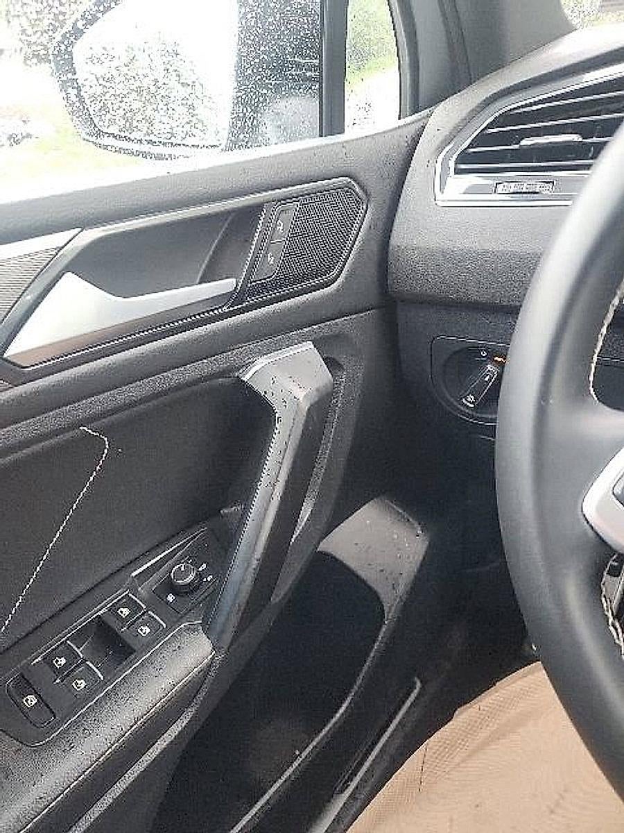 2023 Volkswagen Tiguan 2.0T SE R-Line Black FWD