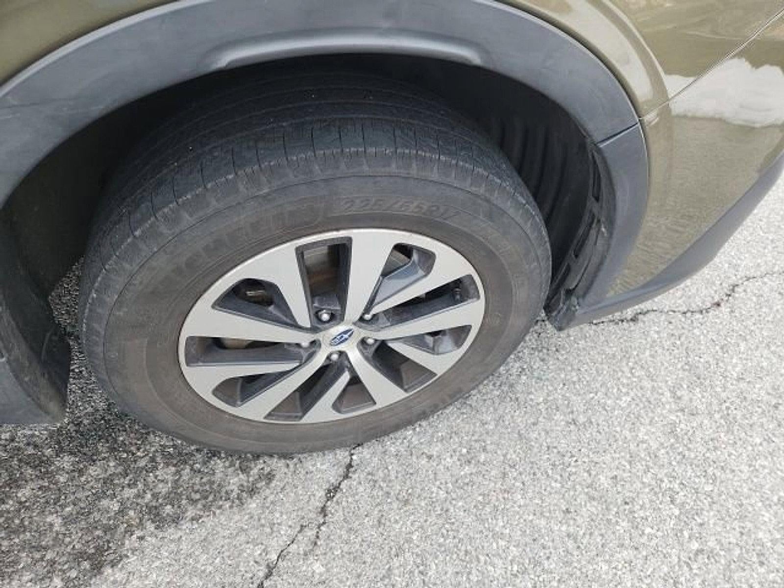 2020 Subaru Outback Premium CVT