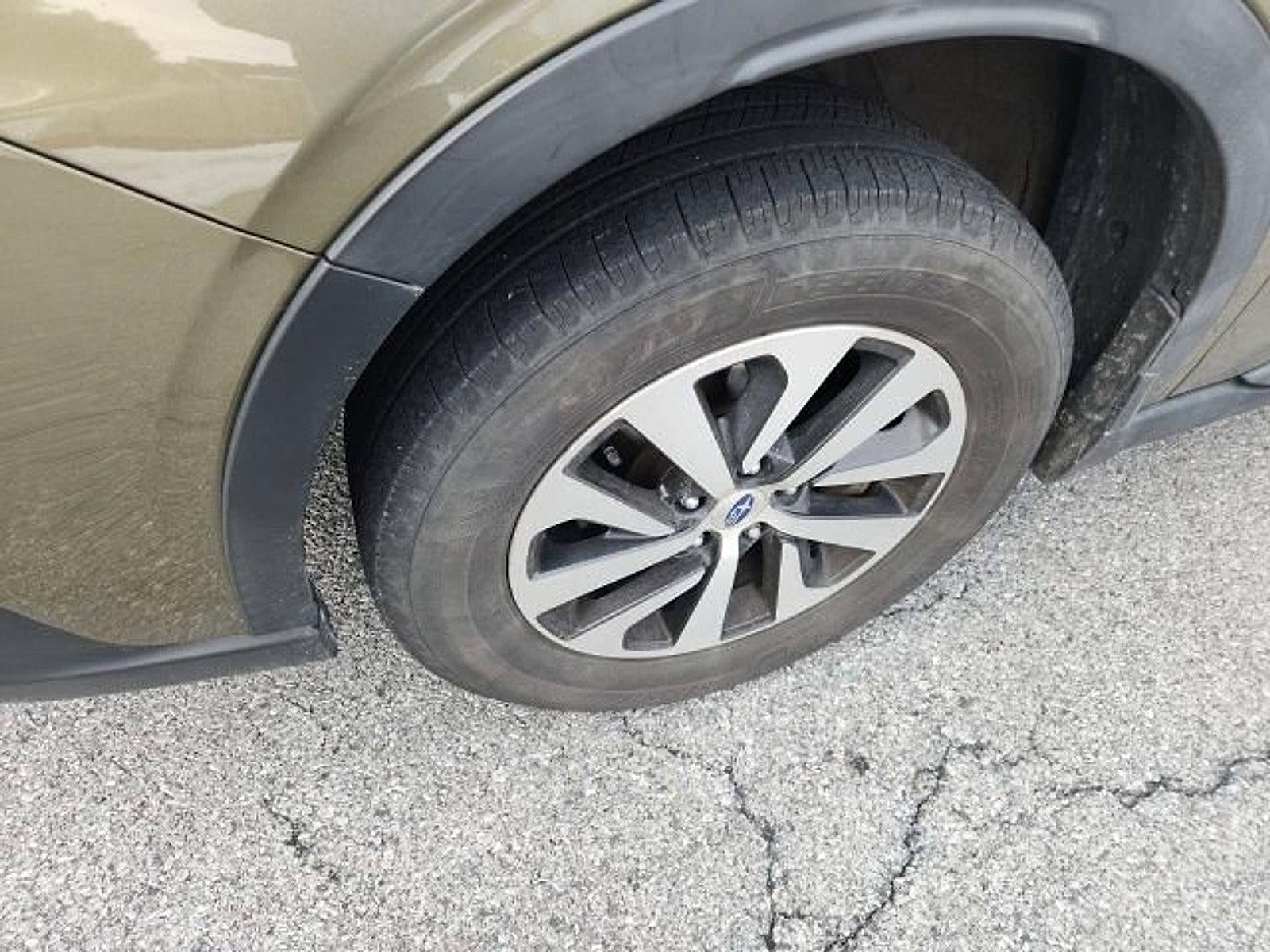 2020 Subaru Outback Premium CVT