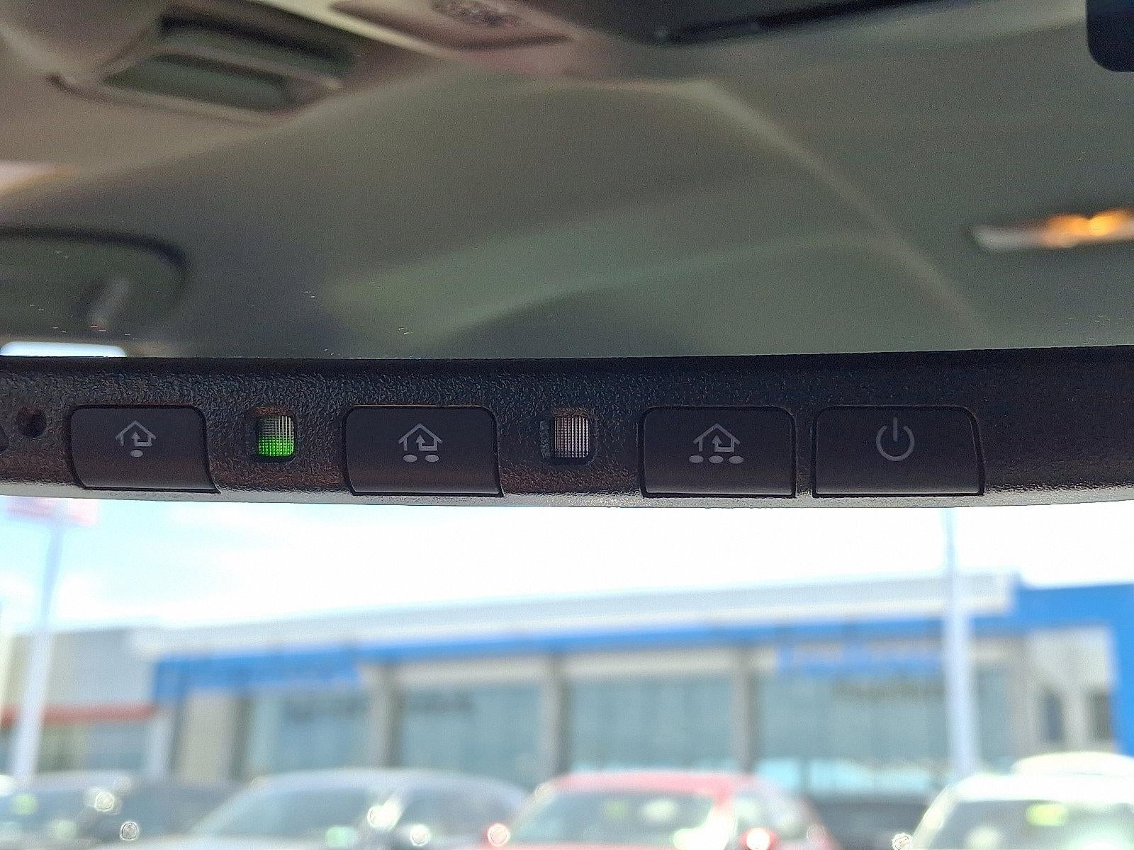 2018 Toyota Camry SE Auto (SE)