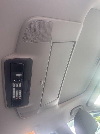 2014 Honda Odyssey Touring with DVD Rear Entertainment System and Navigation